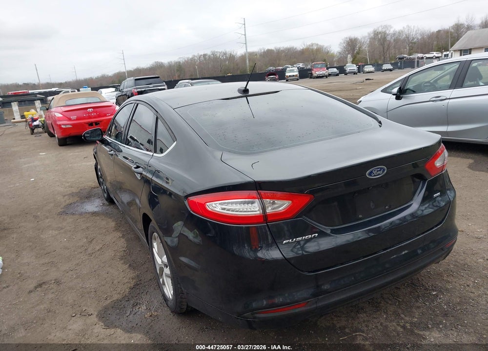2015 FORD FUSION SE VIN: 3FA6P0H72FR300015