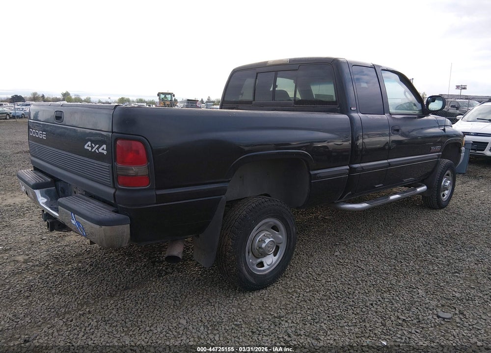 1999 DODGE RAM 2500 ST VIN: 3B7KF2363XG140696