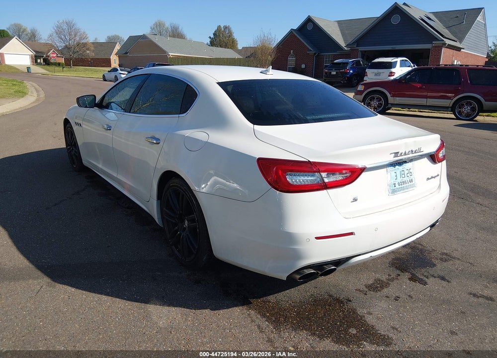 2018 MASERATI QUATTROPORTE S GRANLUSSO VIN: ZAM56YPL3J1281477
