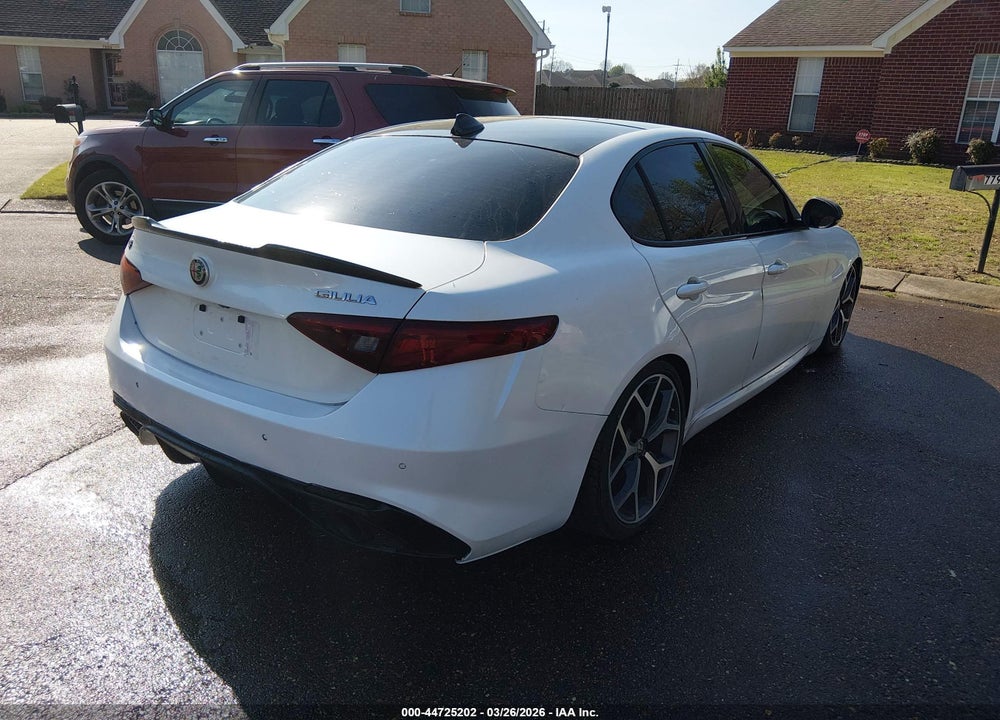 2018 ALFA ROMEO GIULIA TI SPORT RWD VIN: ZARFAECN6J7590313