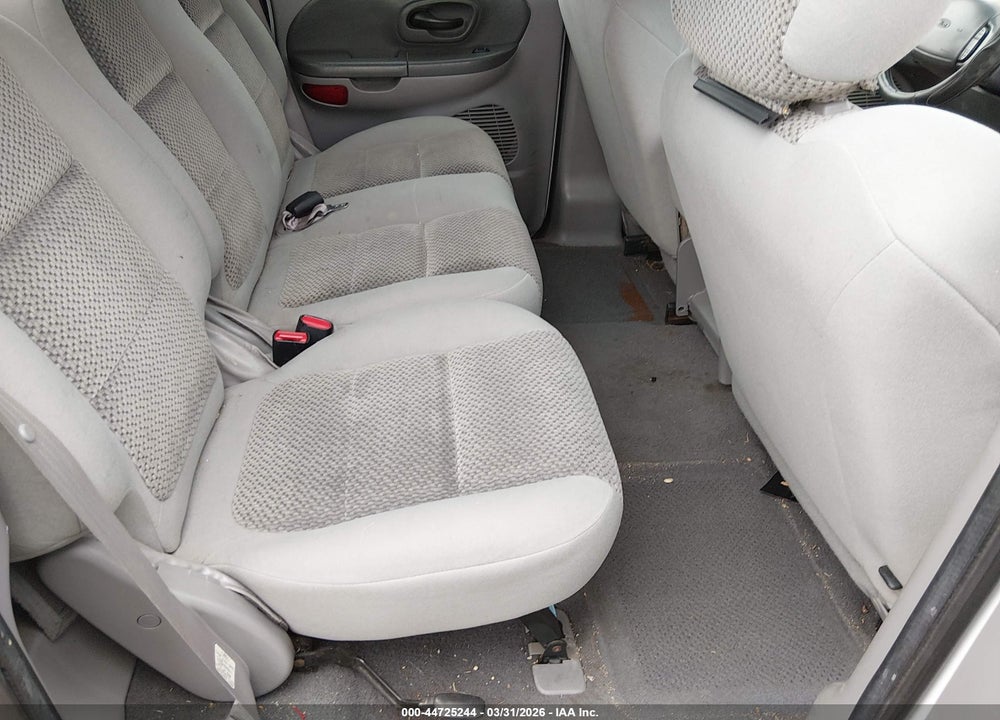 2002 FORD F-150 LARIAT/XLT VIN: 1FTRW08L22KC67555