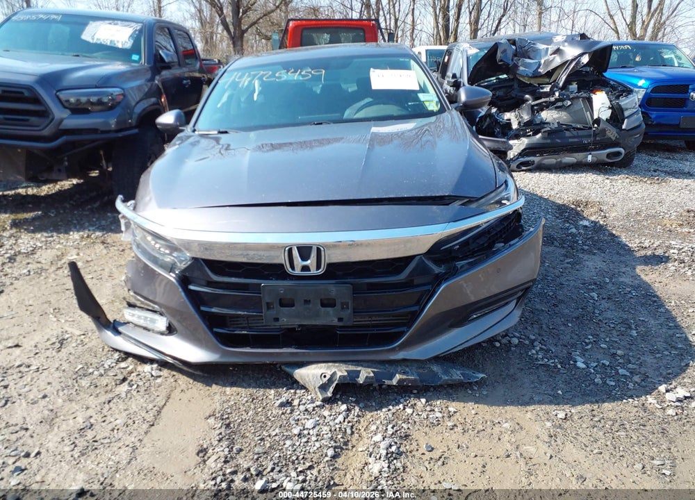 2018 HONDA ACCORD TOURING VIN: 1HGCV1F95JA197870