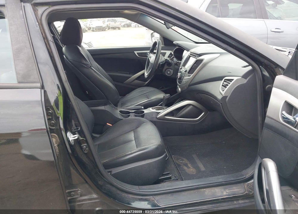 2016 HYUNDAI VELOSTER VIN: KMHTC6AD9GU279150