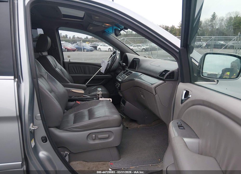 2010 HONDA ODYSSEY EX-L VIN: 5FNRL3H79AB106726