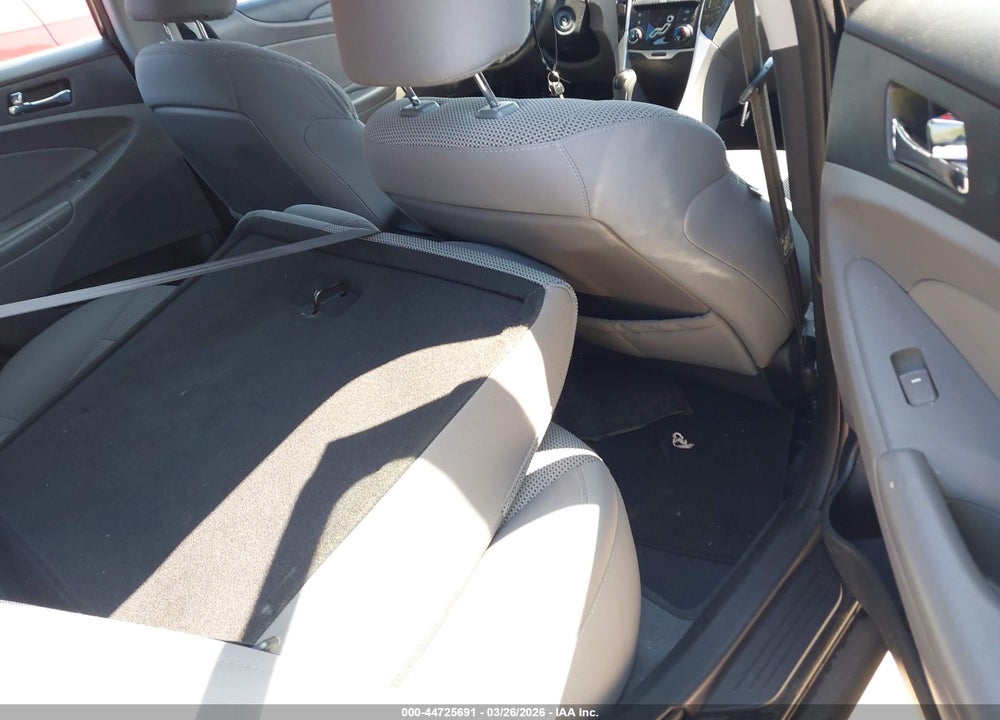 2013 HYUNDAI SONATA GLS VIN: 5NPEB4AC7DH778773