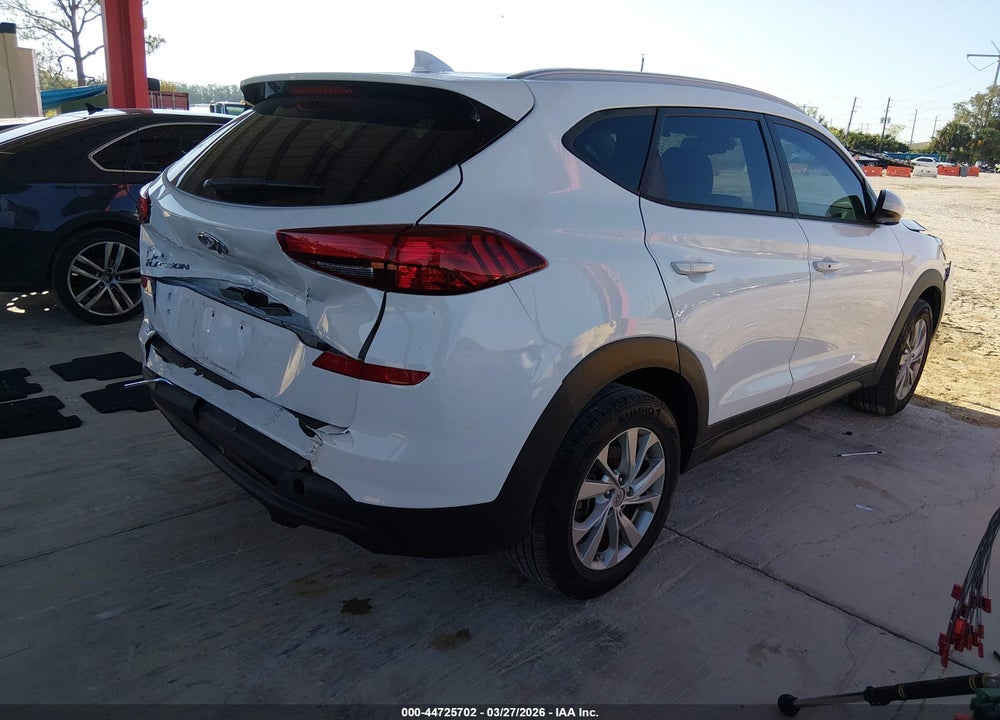 2021 HYUNDAI TUCSON VALUE VIN: KM8J33A40MU300145