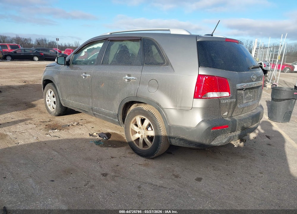 2013 KIA SORENTO LX VIN: 5XYKT3A6XDG378413