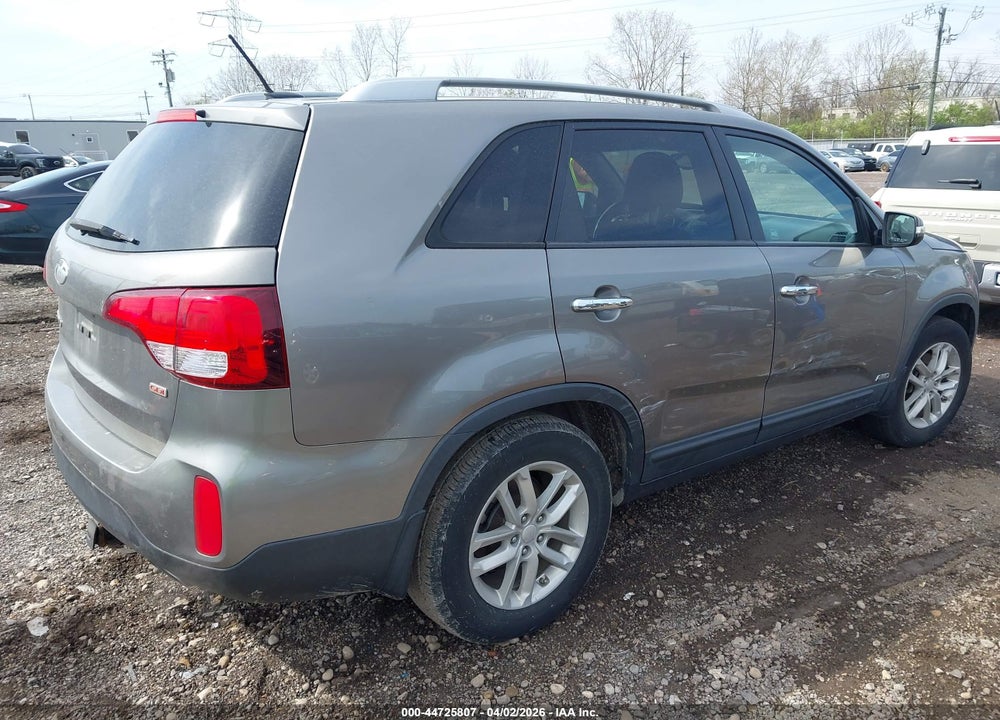2014 KIA SORENTO LX V6 VIN: 5XYKTDA77EG530955