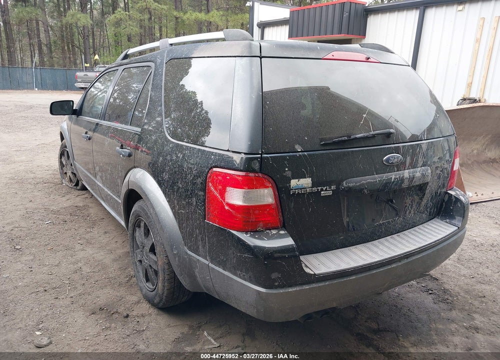 2005 FORD FREESTYLE SE VIN: 1FMDK04145GA61120