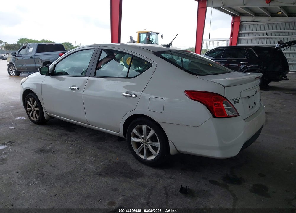 2016 NISSAN VERSA 1.6 SL VIN: 3N1CN7AP4GL846005