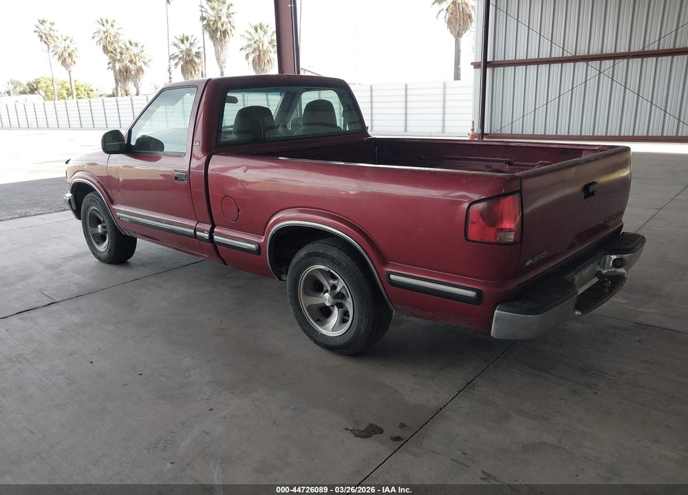 1998 CHEVROLET S-10 LS FLEETSIDE VIN: 1GCCS1446W8116548
