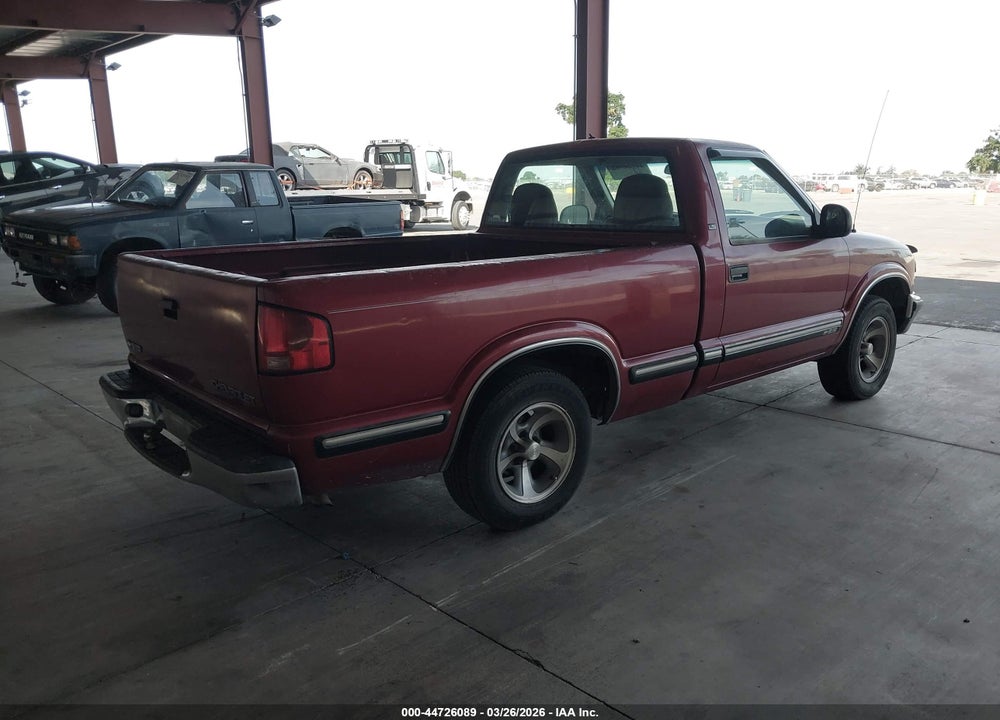 1998 CHEVROLET S-10 LS FLEETSIDE VIN: 1GCCS1446W8116548