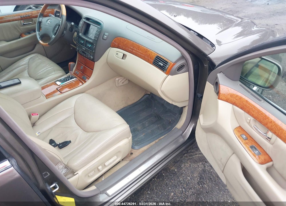 2005 LEXUS LS 430 VIN: JTHBN36F150182384