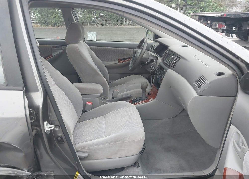 2005 TOYOTA COROLLA LE VIN: 2T1BR30E05C437778
