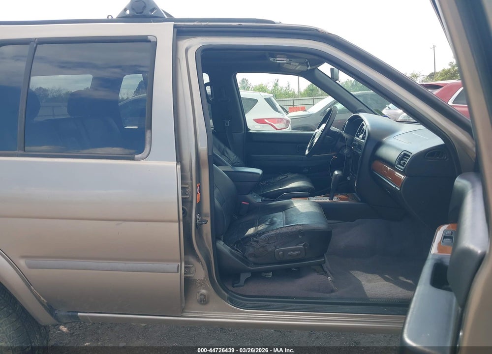 2003 NISSAN PATHFINDER VIN: JN8DR09YX3W824268