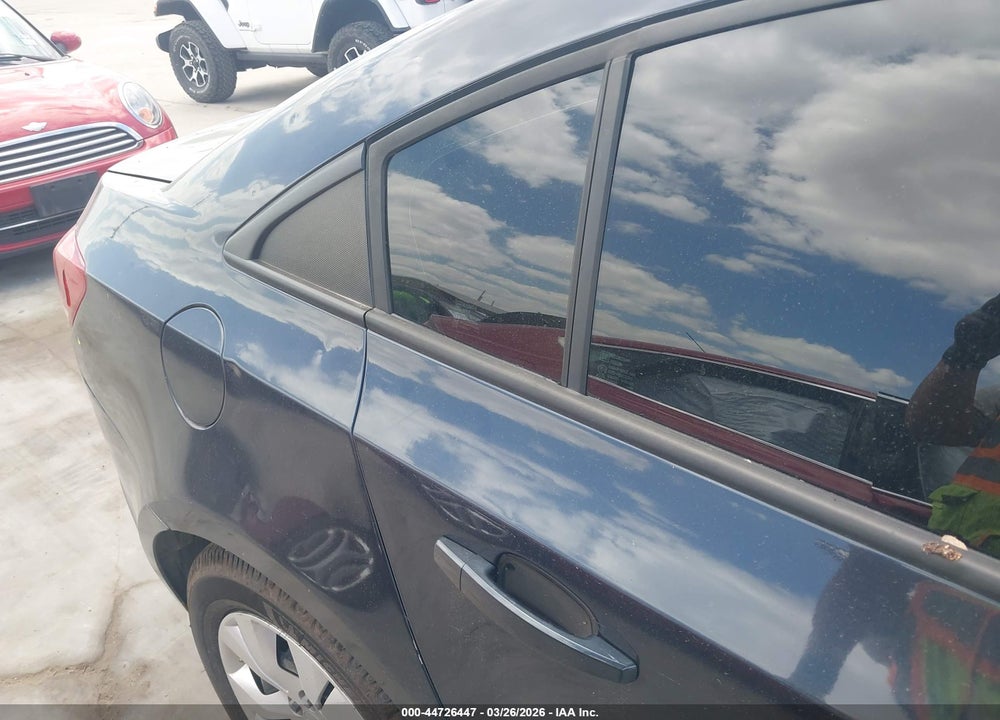 2014 CHEVROLET CRUZE LS AUTO VIN: 1G1PA5SH8E7427025