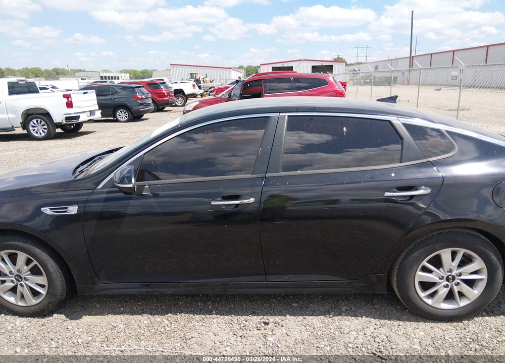 2018 KIA OPTIMA LX VIN: 5XXGT4L36JG248708