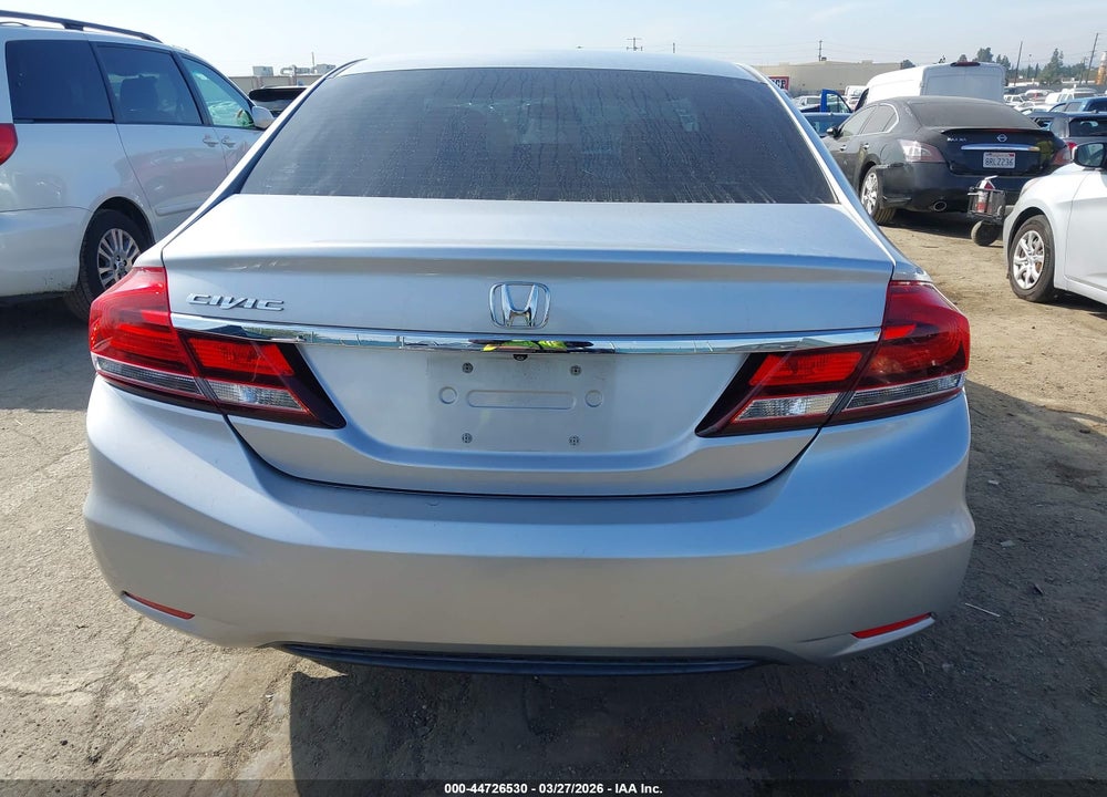 2015 HONDA CIVIC LX VIN: 2HGFB2F55FH516668