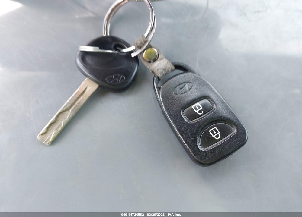 2012 HYUNDAI TUCSON LIMITED VIN: KM8JU3AC9CU388521
