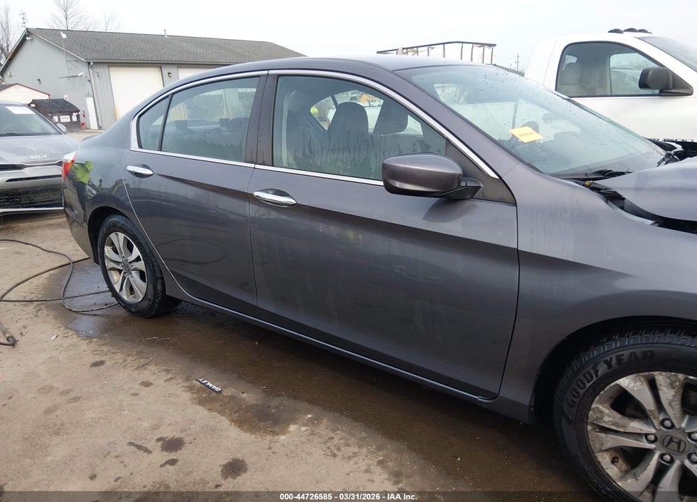 2015 HONDA ACCORD LX VIN: 1HGCR2F36FA137965