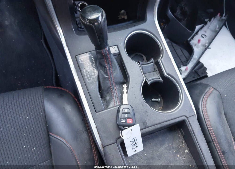 2016 TOYOTA CAMRY SE VIN: 4T1BF1FK2GU121018