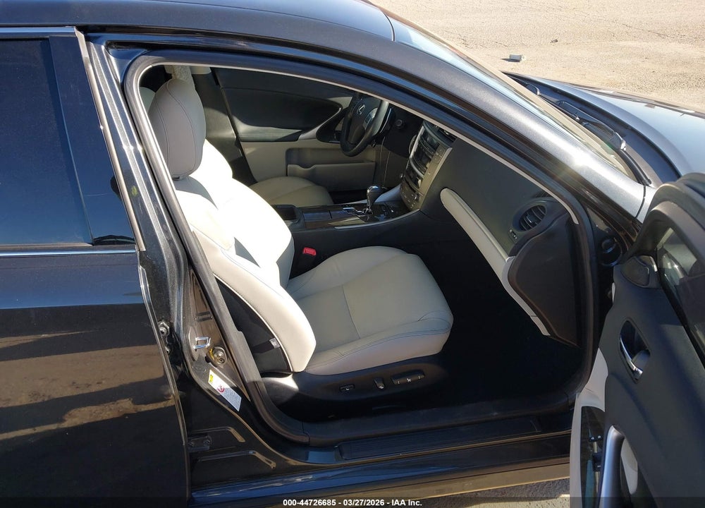2011 LEXUS IS 250 VIN: JTHBF5C23B5147354