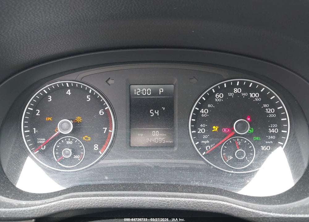 2013 VOLKSWAGEN PASSAT S VIN: 1VWAP7A33DC127523