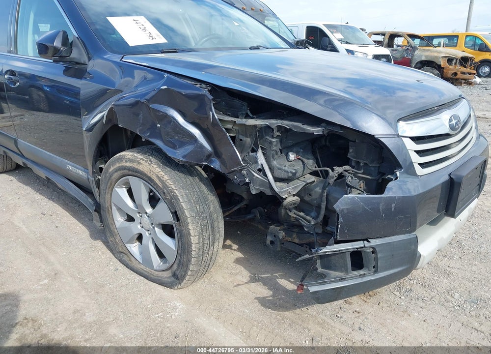 2011 SUBARU OUTBACK 2.5I LIMITED VIN: 4S4BRBKC3B3325398