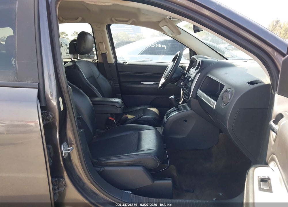 2017 JEEP COMPASS LATITUDE FWD VIN: 1C4NJCEB4HD182109