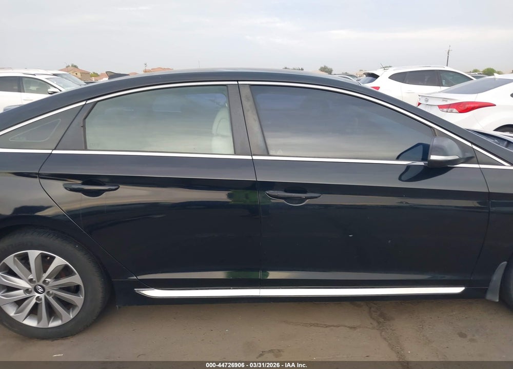 2015 HYUNDAI SONATA SPORT VIN: 5NPE34AF4FH211091