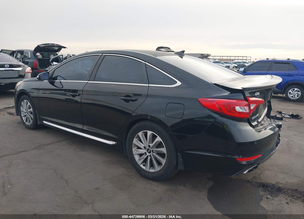 2015 HYUNDAI SONATA SPORT VIN: 5NPE34AF4FH211091