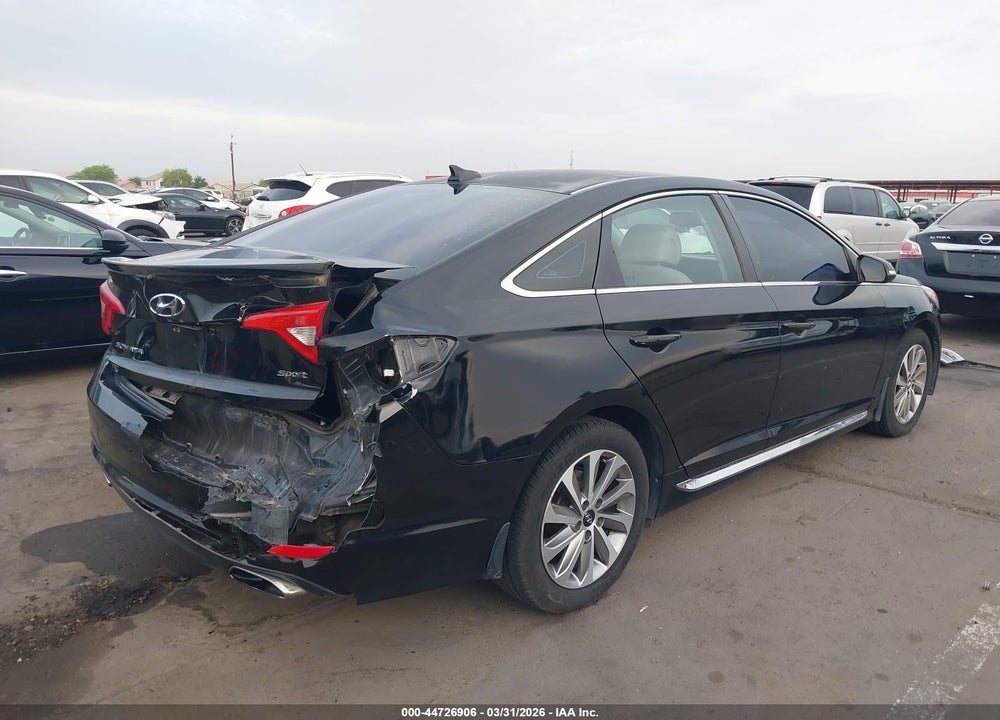 2015 HYUNDAI SONATA SPORT VIN: 5NPE34AF4FH211091