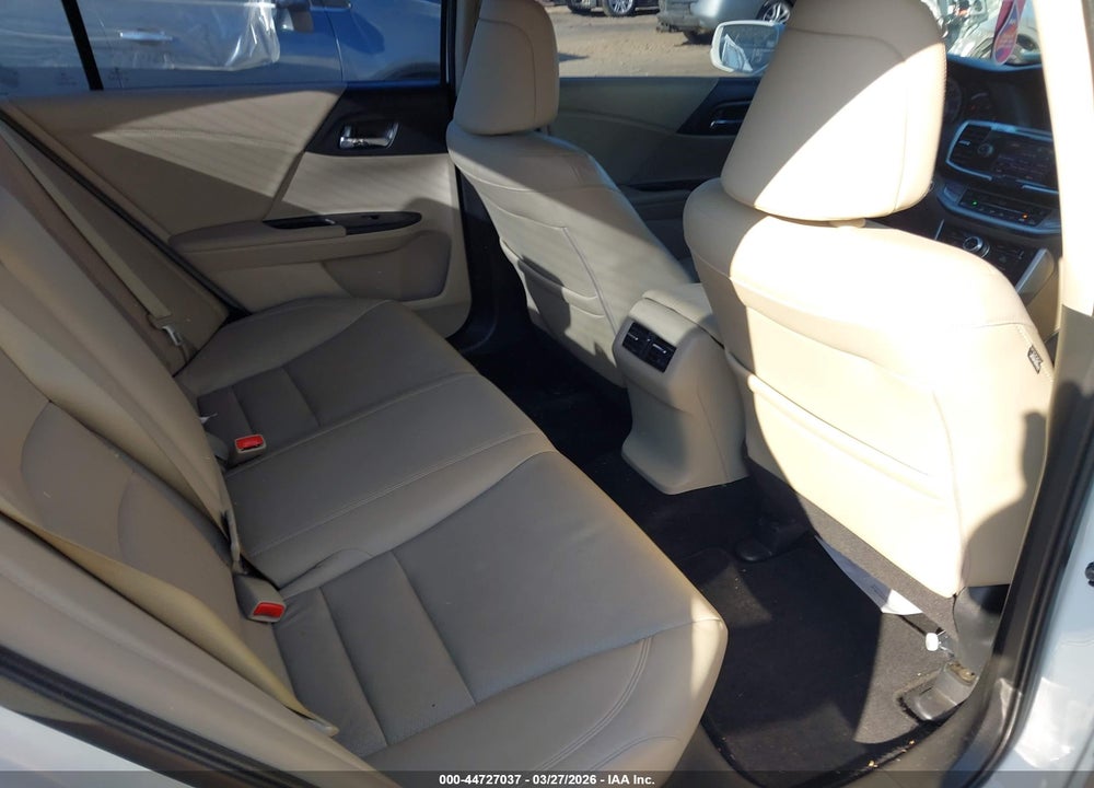 2015 HONDA ACCORD EX-L VIN: 1HGCR2F81FA110295