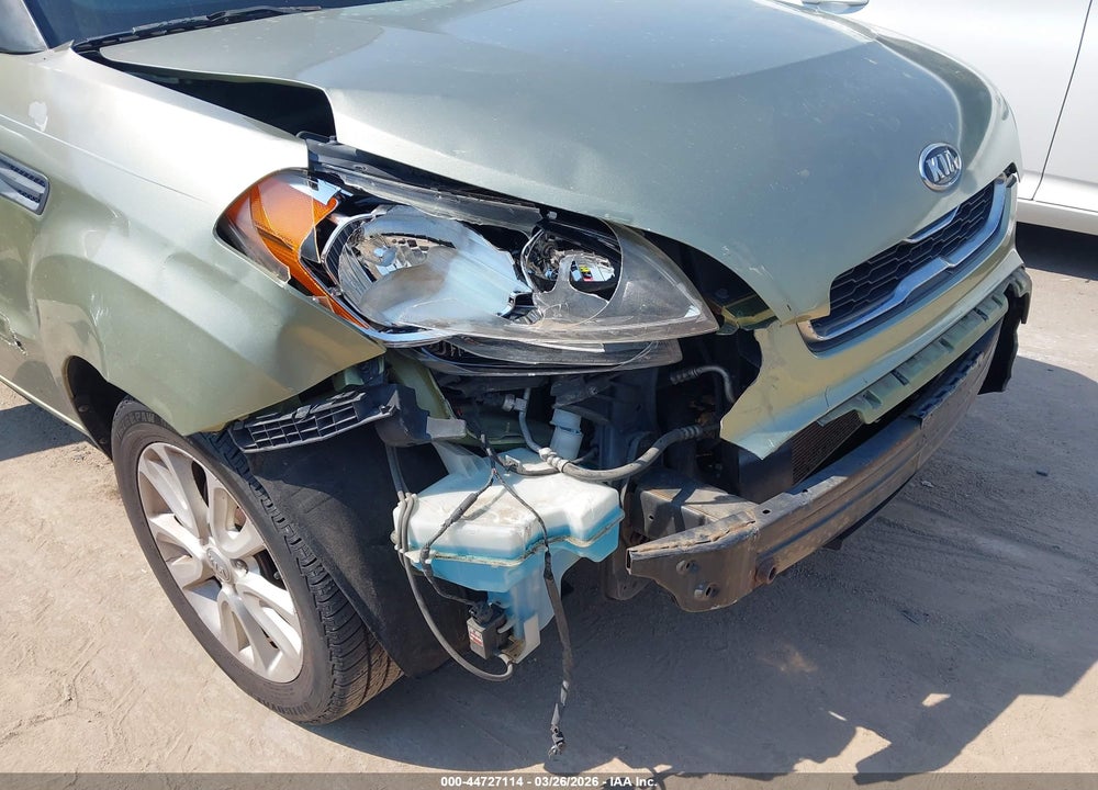 2012 KIA SOUL + VIN: KNDJT2A67C7365104
