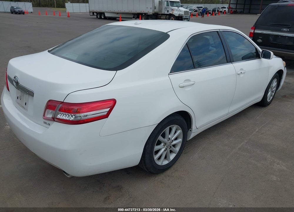 2011 TOYOTA CAMRY XLE VIN: 4T4BF3EK8BR197600