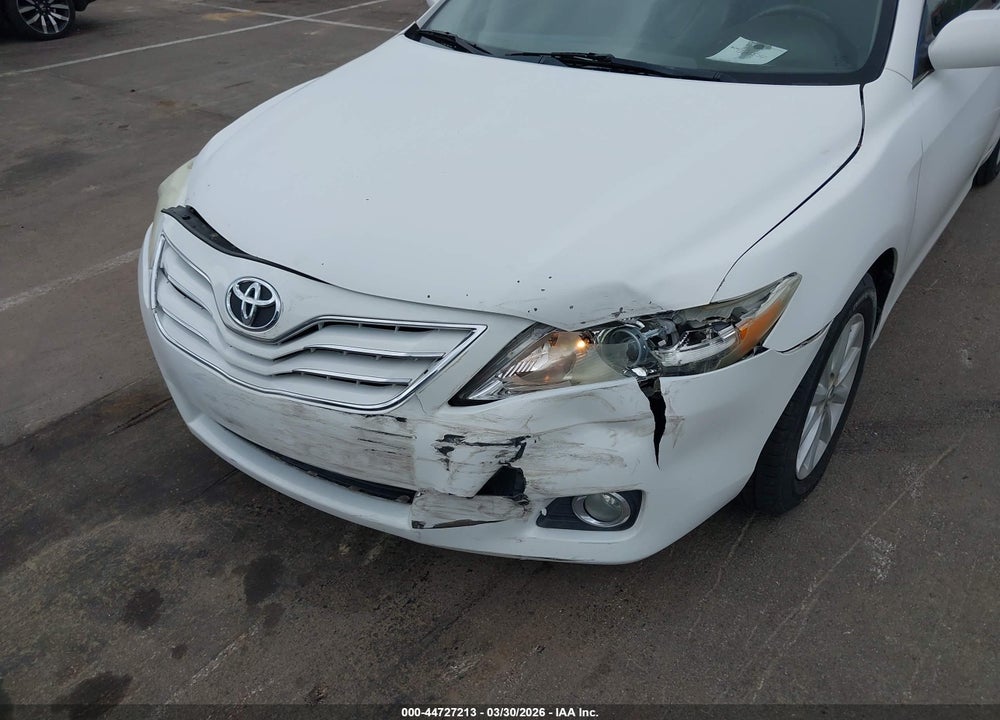 2011 TOYOTA CAMRY XLE VIN: 4T4BF3EK8BR197600