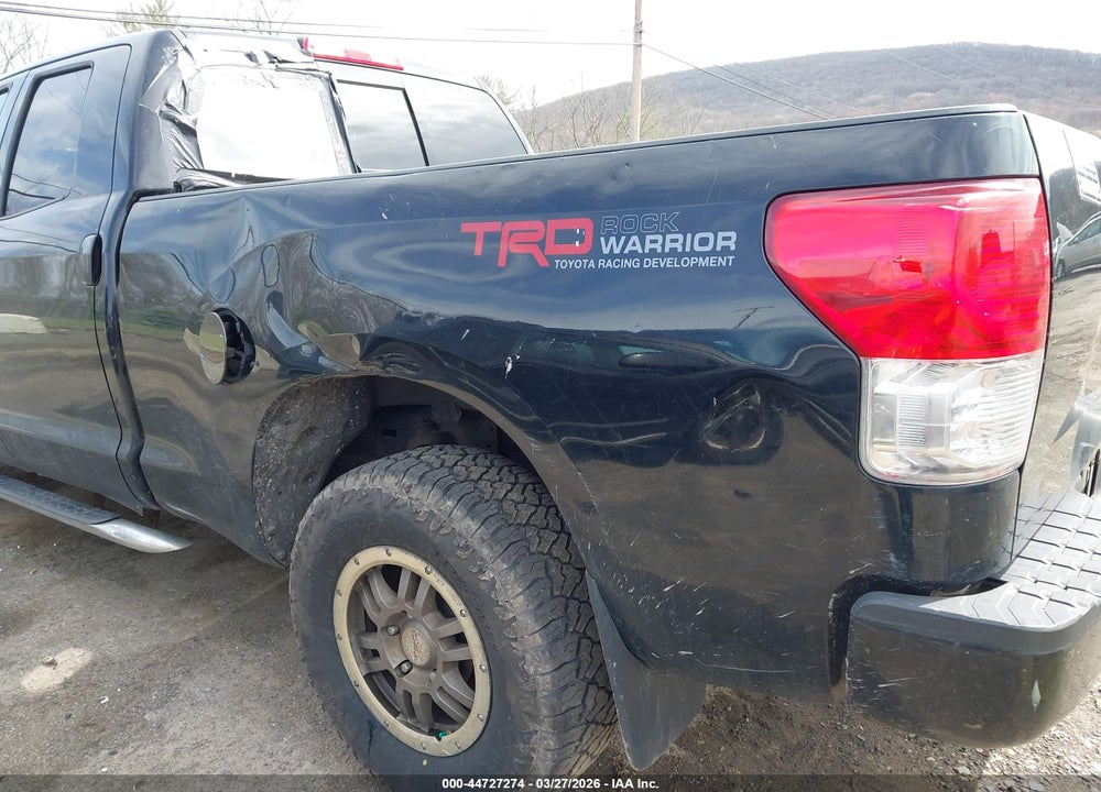 2012 TOYOTA TUNDRA GRADE 5.7L V8 VIN: 5TFUY5F16CX264293