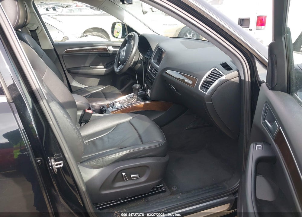 2014 AUDI Q5 2.0T PREMIUM VIN: WA1LFAFP9EA068184