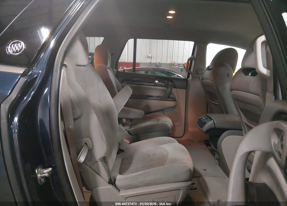 2016 BUICK ENCLAVE CONVENIENCE VIN: 5GAKRAKD2GJ321581