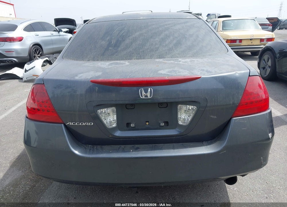 2006 HONDA ACCORD 2.4 LX VIN: JHMCM56456C011039
