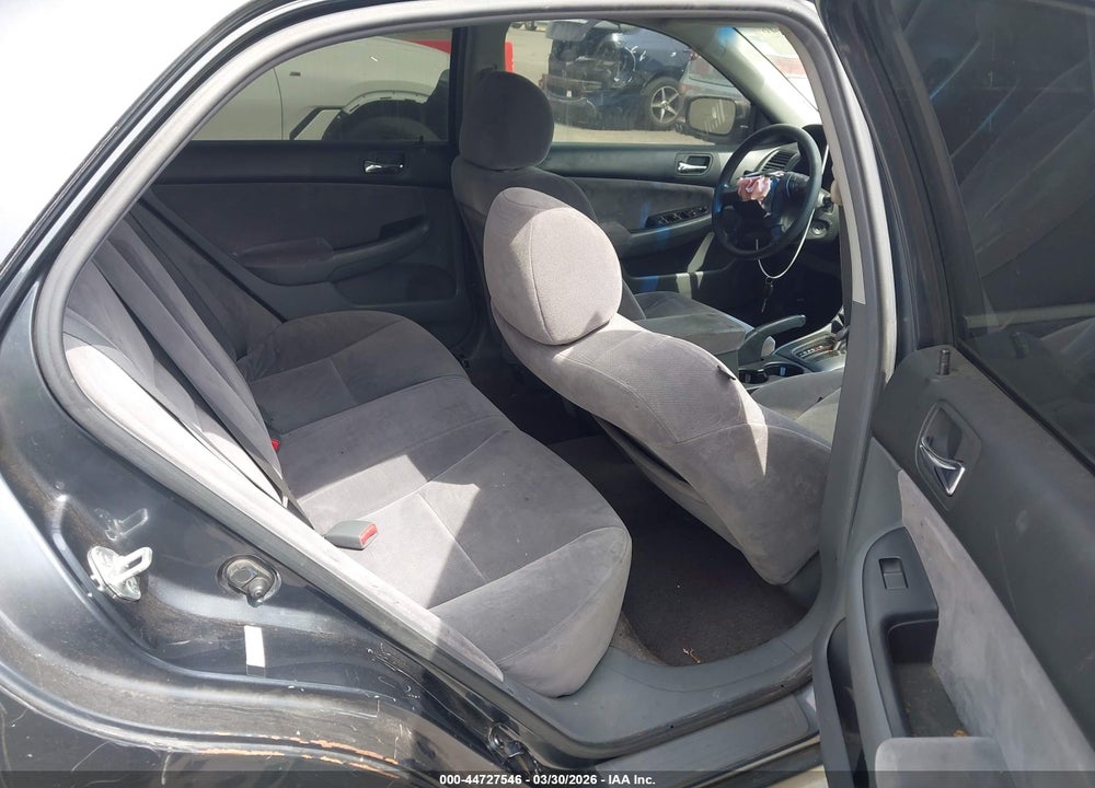2006 HONDA ACCORD 2.4 LX VIN: JHMCM56456C011039