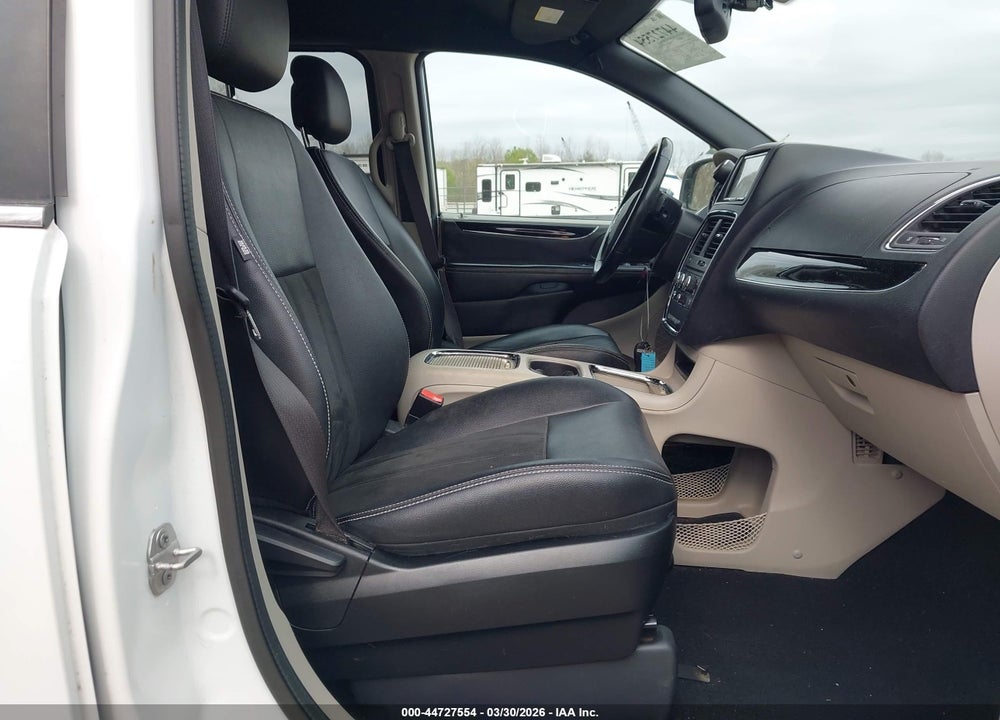 2019 DODGE GRAND CARAVAN SXT VIN: 2C4RDGCG3KR543722