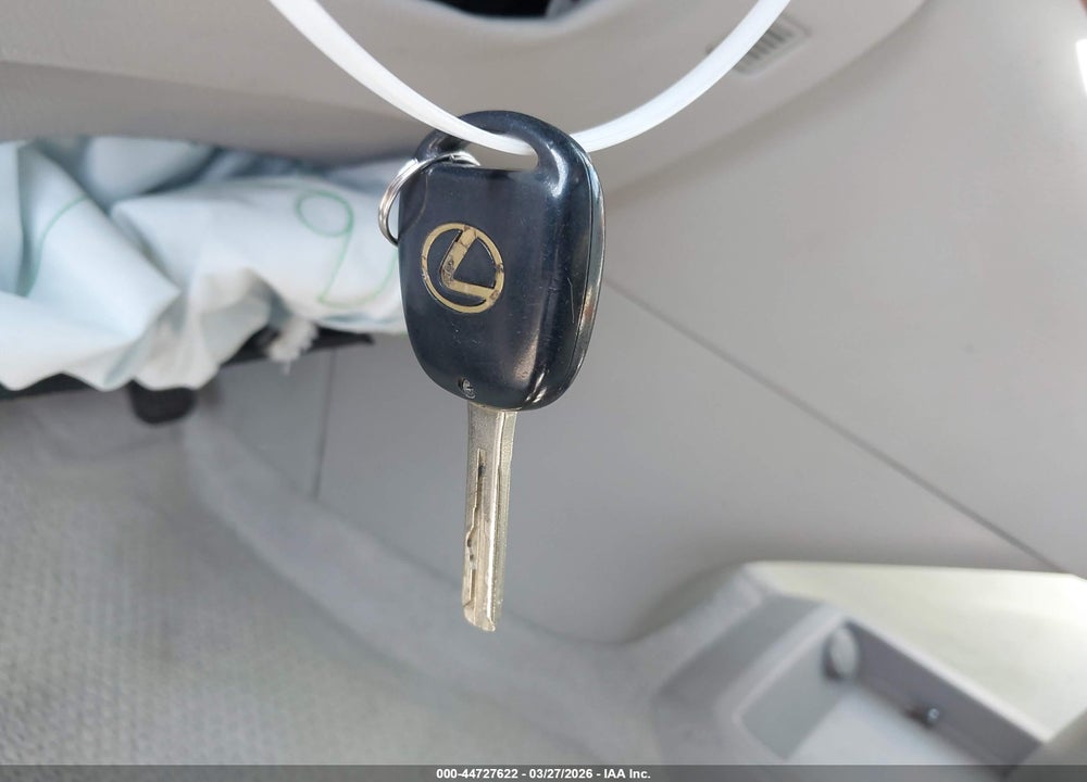 2005 LEXUS RX 330 VIN: 2T2GA31U35C032707