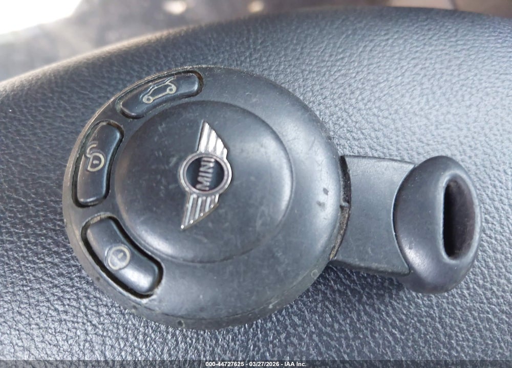 2015 MINI COUNTRYMAN COOPER S VIN: WMWZC3C59FWP53259