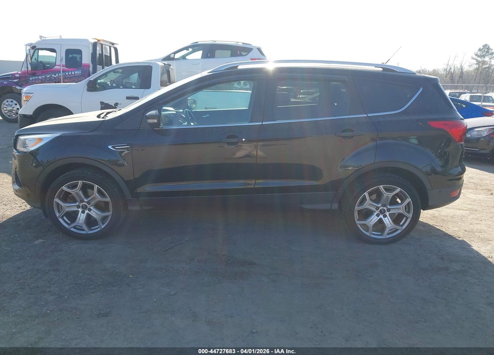 2019 FORD ESCAPE TITANIUM VIN: 1FMCU9J99KUA02548