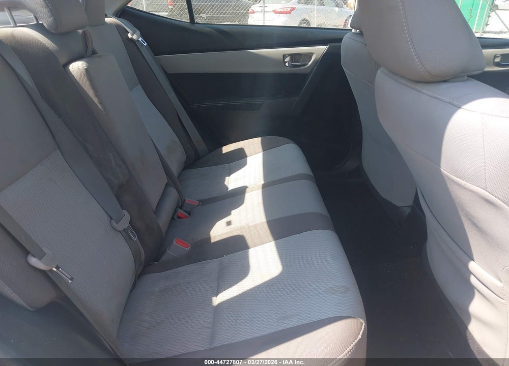 2018 TOYOTA COROLLA LE VIN: 2T1BURHE9JC054681