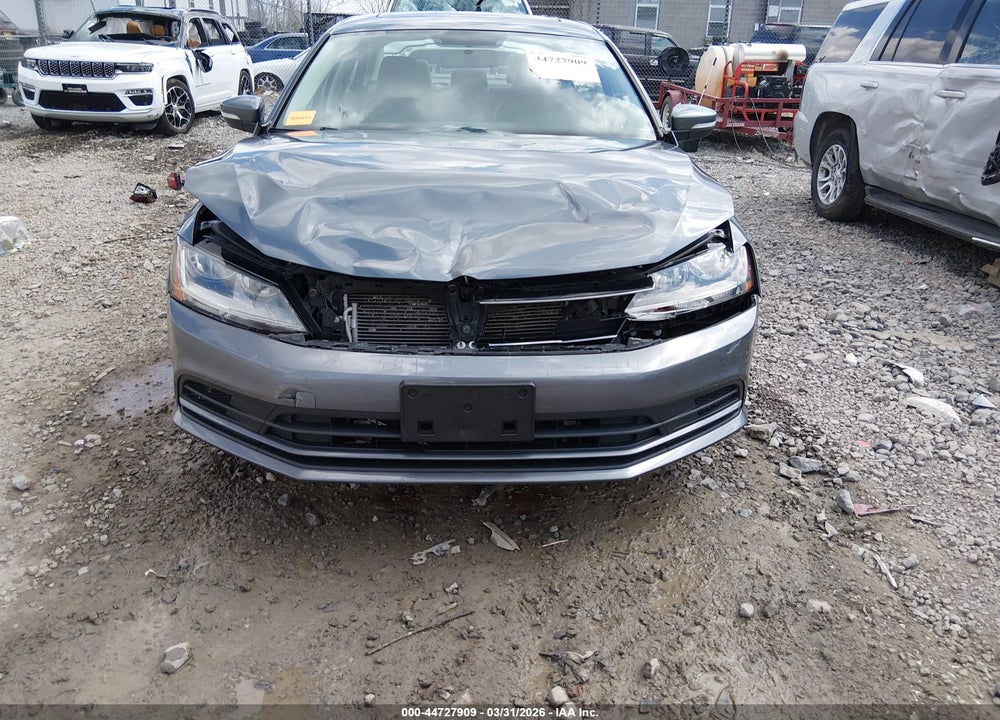 2017 VOLKSWAGEN JETTA 1.4T SE VIN: 3VWDB7AJ2HM372442