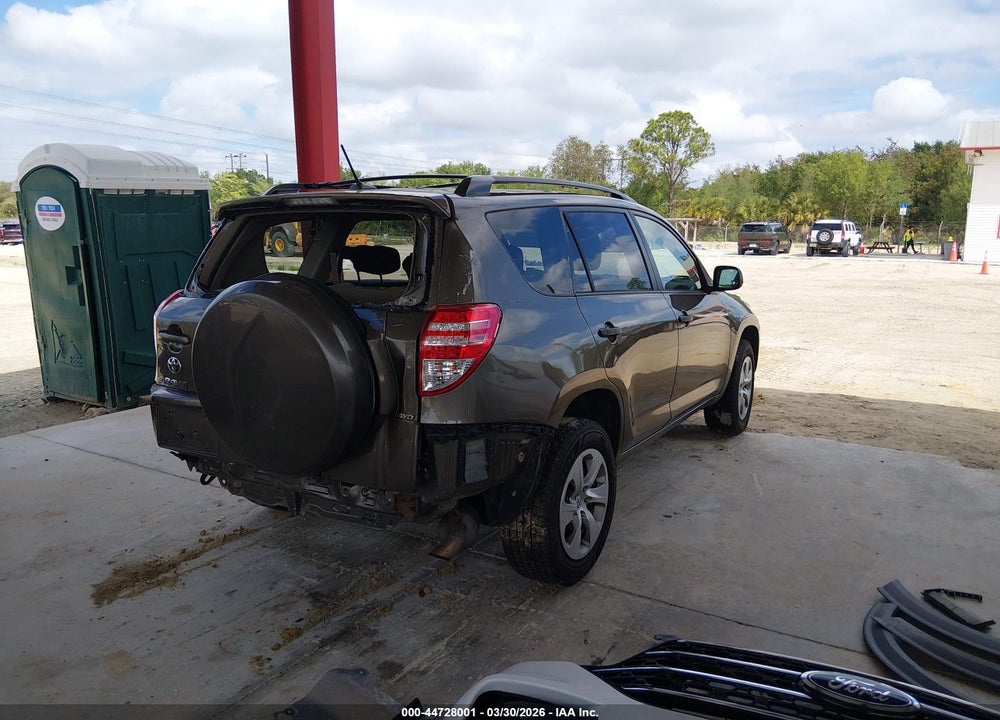 2011 TOYOTA RAV4 VIN: 2T3BF4DV0BW138656