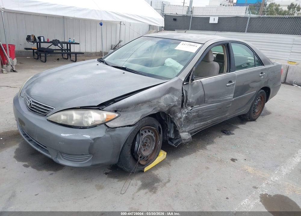 2005 TOYOTA CAMRY LE VIN: 4T1BE32K35U526094