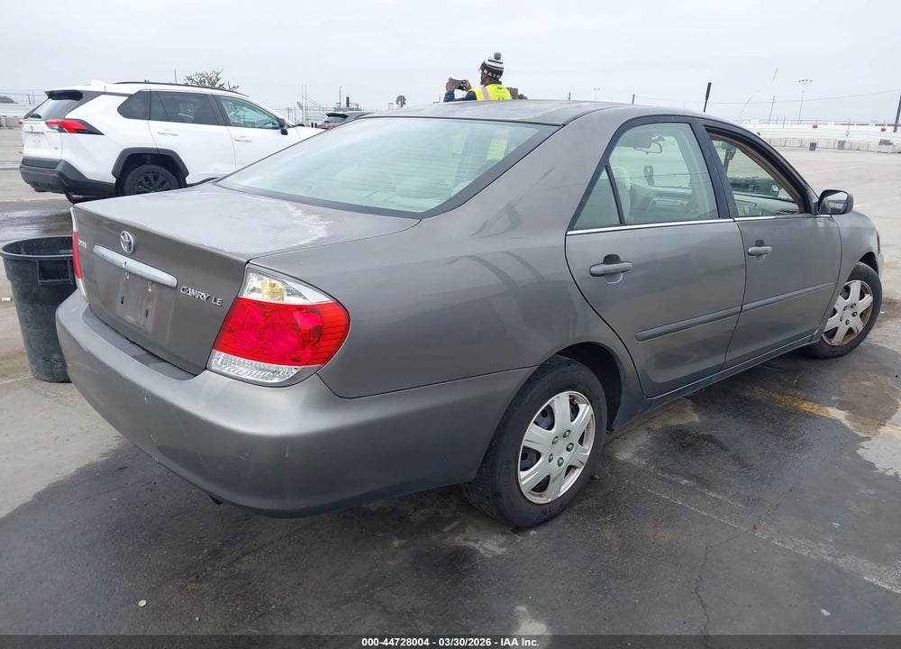 2005 TOYOTA CAMRY LE VIN: 4T1BE32K35U526094